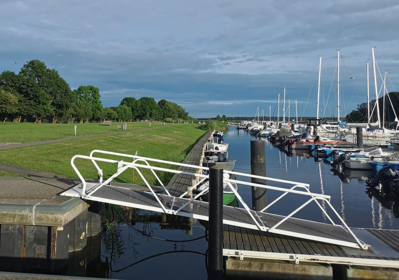 Wohlfuehl-orte24 Am Hafen In Schaprode, Ruegen Appartamento *