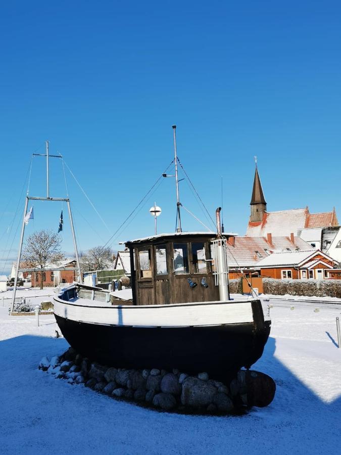 Wohlfuehl-orte24 Am Hafen In Schaprode, Ruegen Schaprode