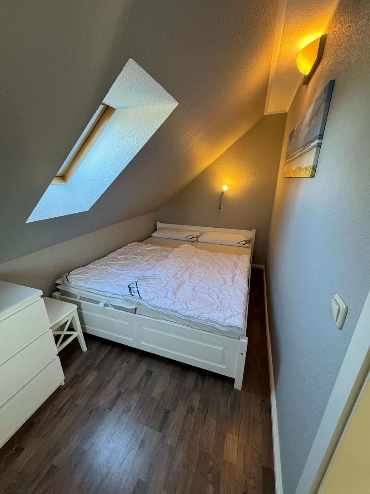 Appartement Wohlfuehl-orte24 Am Hafen In Schaprode, Ruegen