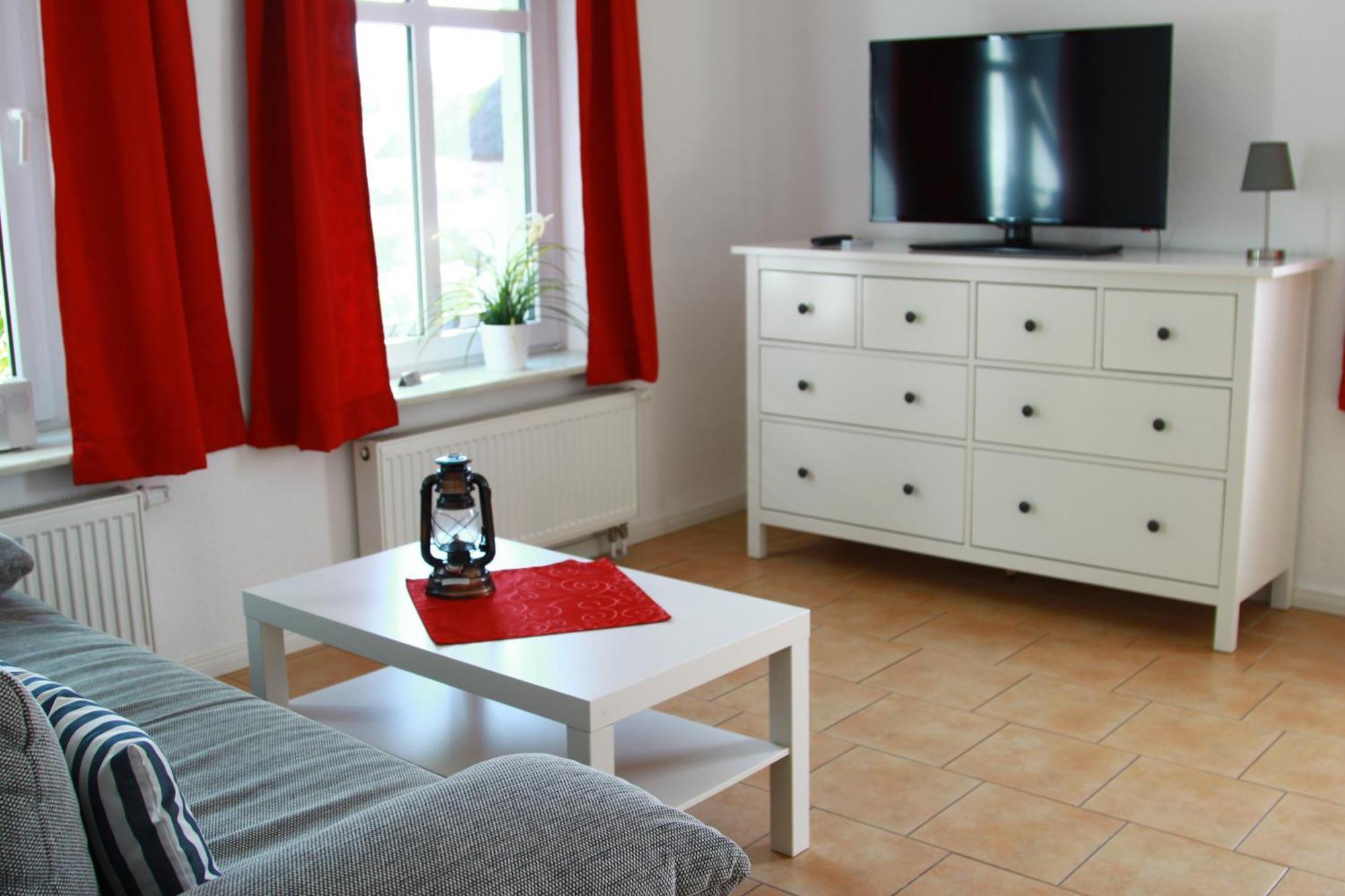 Wohlfuehl-orte24 Am Hafen In Schaprode, Ruegen Appartement